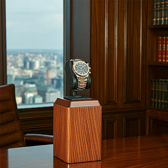 One Accessory, Ten Looks: The Ultimate Style Chameleon